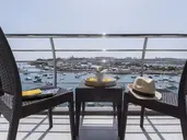 BluBay Apartments by ST Hotels