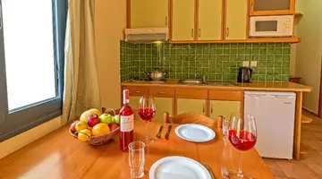 BLUE AEGEAN HOTEL & SUITES