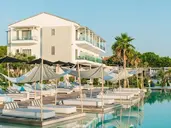 Blue Carpet Luxury Suites