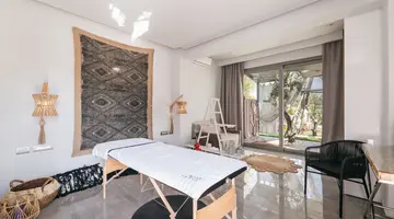Blue Carpet Luxury Suites