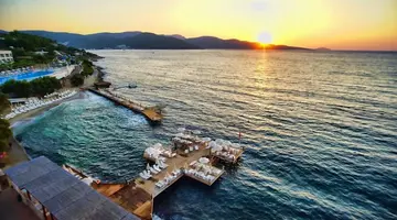 BLUE DREAMS RESORT HOTEL