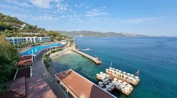 BLUE DREAMS RESORT HOTEL
