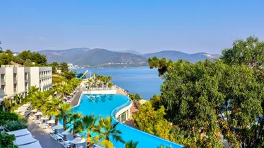 Blue Dreams Resort & SPA