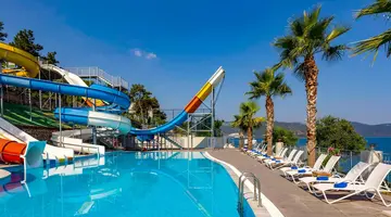 BLUE DREAMS RESORT