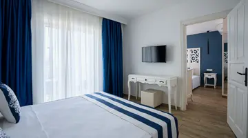BLUE DREAMS RESORT
