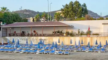 BLUE FISH HOTEL