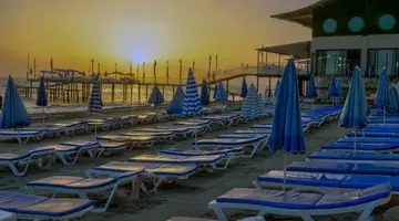 BLUE FISH HOTEL