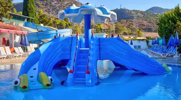Blue Fish Hotel