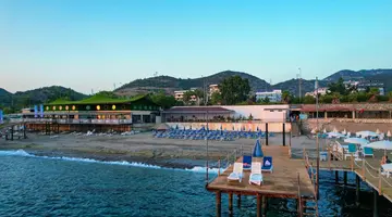 Blue Fish Hotel