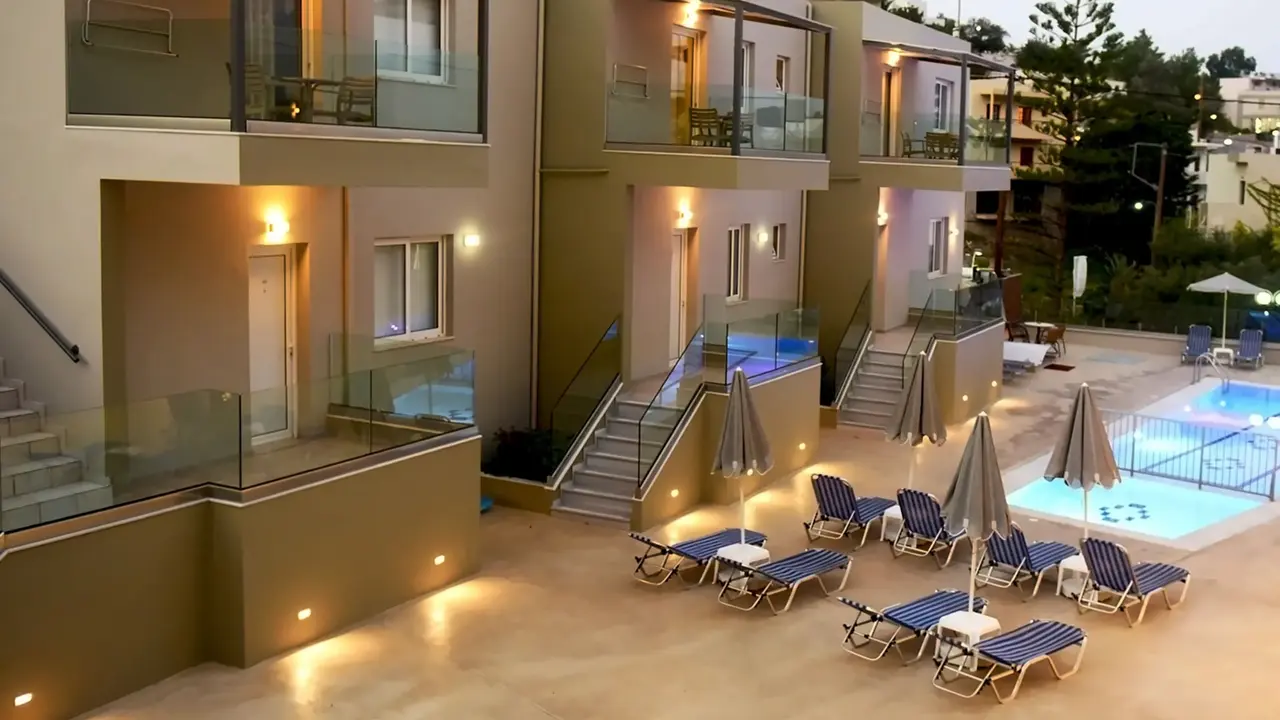 Blue Horizon Apartments