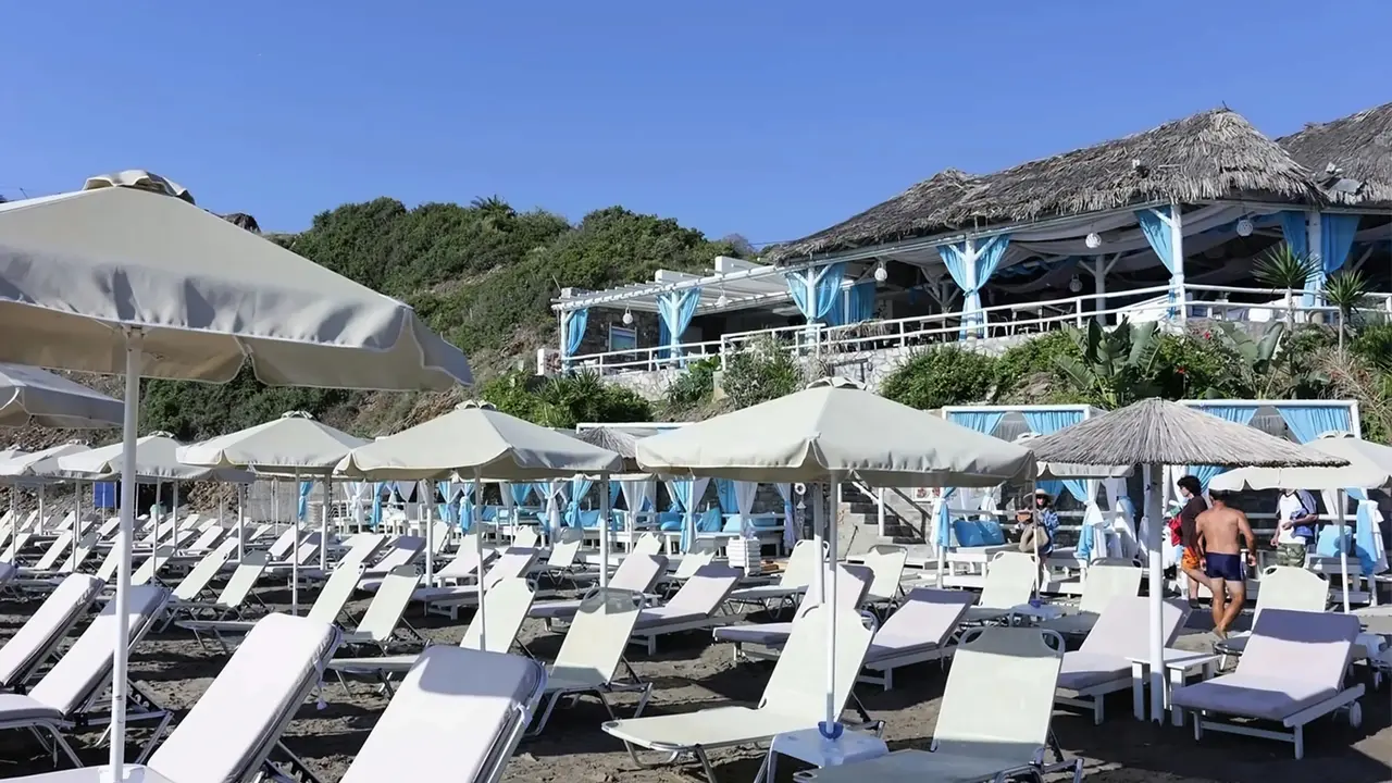Blue Horizon Apartments