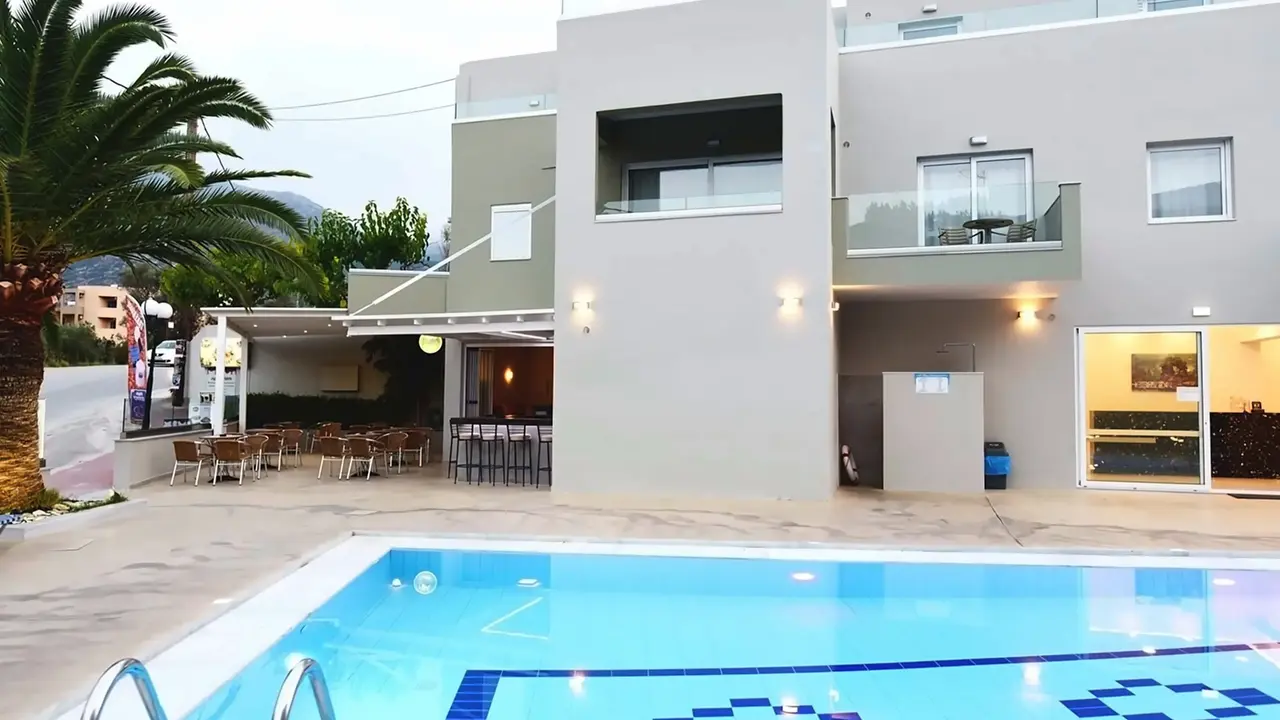Blue Horizon Apartments