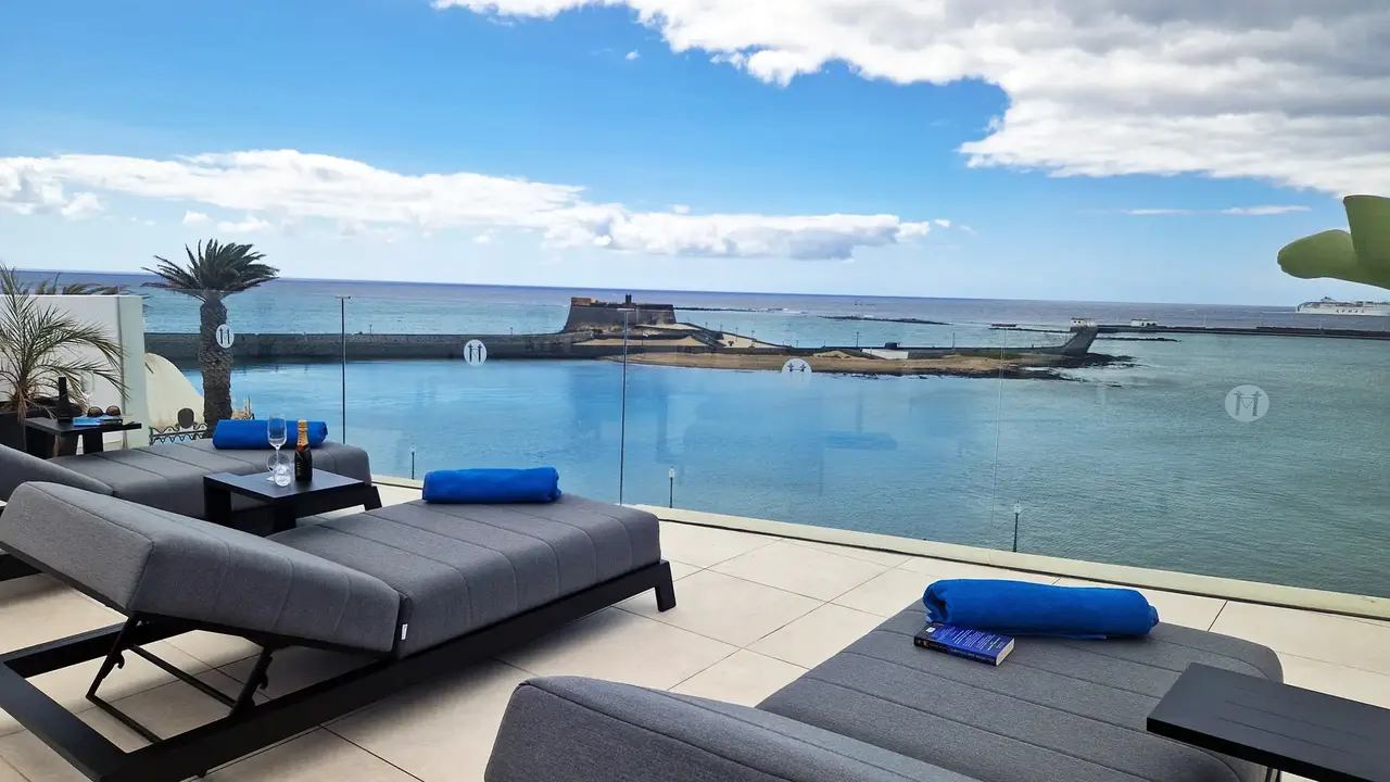 Blue Marina Suites - Boutique Apartments