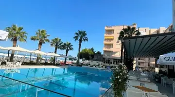Blue Marine Hotel