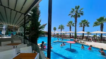 Blue Marine Hotel