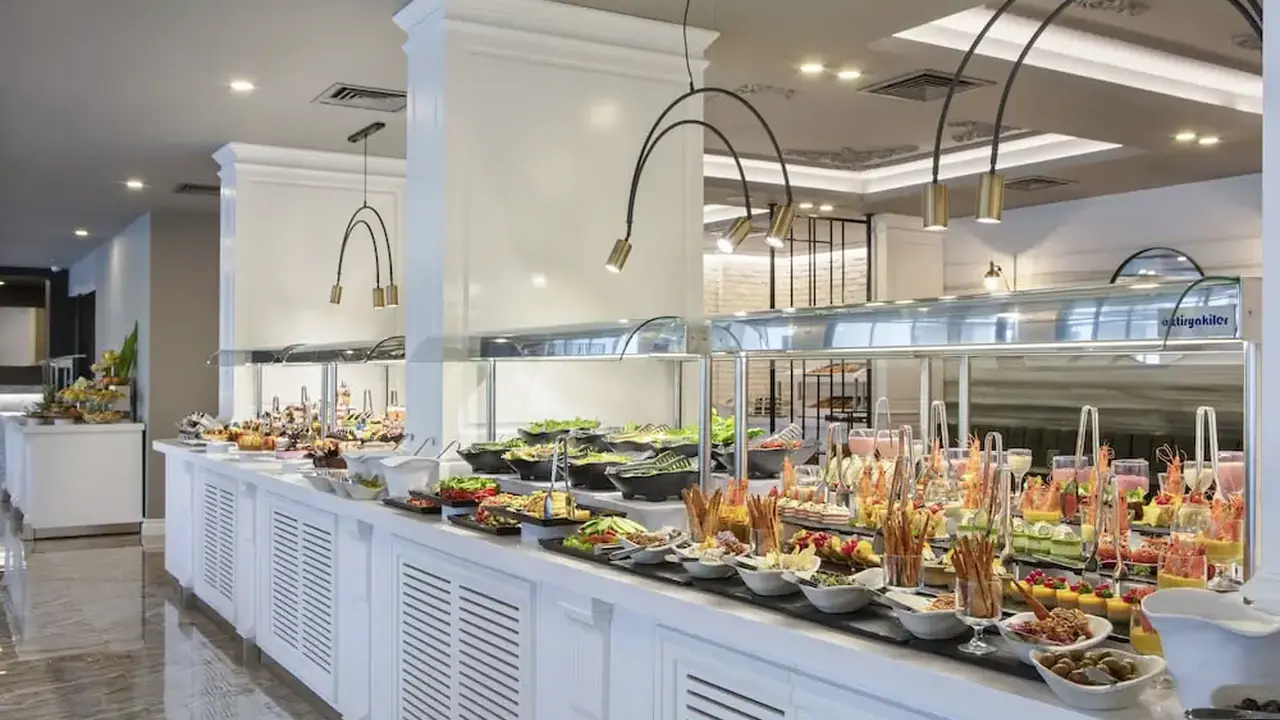 Blue Marlin Deluxe Spa & Resort - All In