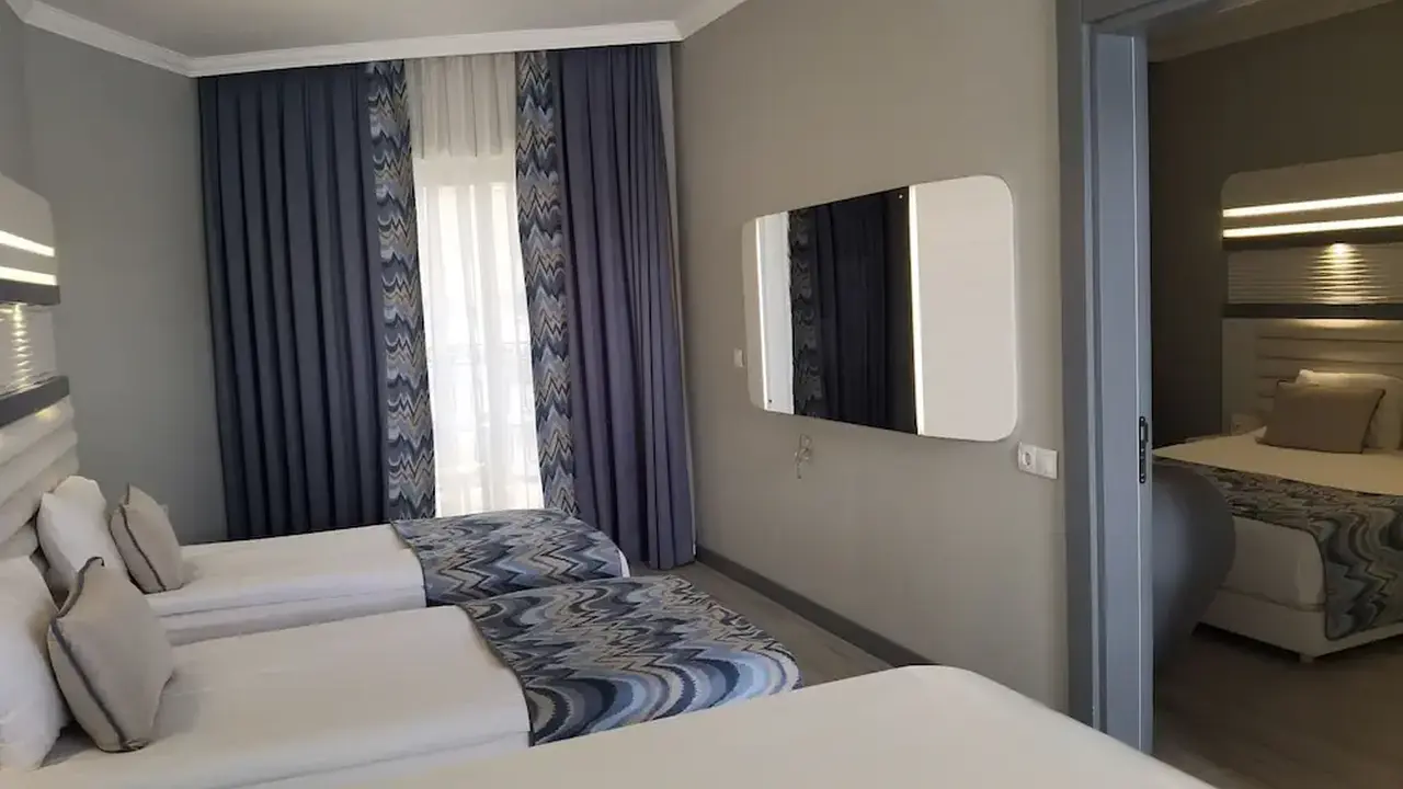 Blue Marlin Deluxe Spa & Resort - All In