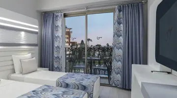 BLUE MARLIN DELUXE SPA & RESORT