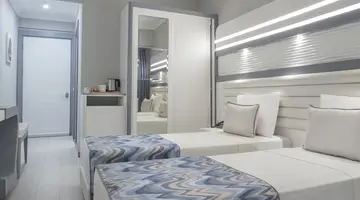 BLUE MARLIN DELUXE SPA & RESORT