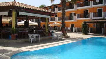 Blue Palm Hotel