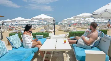Blue Pearl Hotel