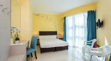 Blue Pearl Hotel