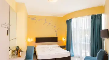 Blue Pearl Hotel