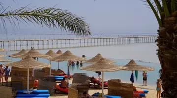 BLUE REEF RED SEA RESORT
