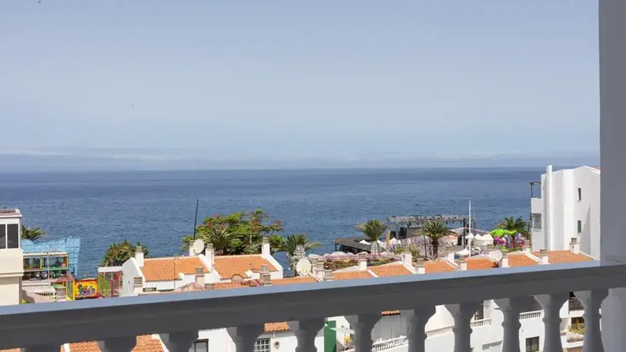 Blue Sea Lagos De Cesar