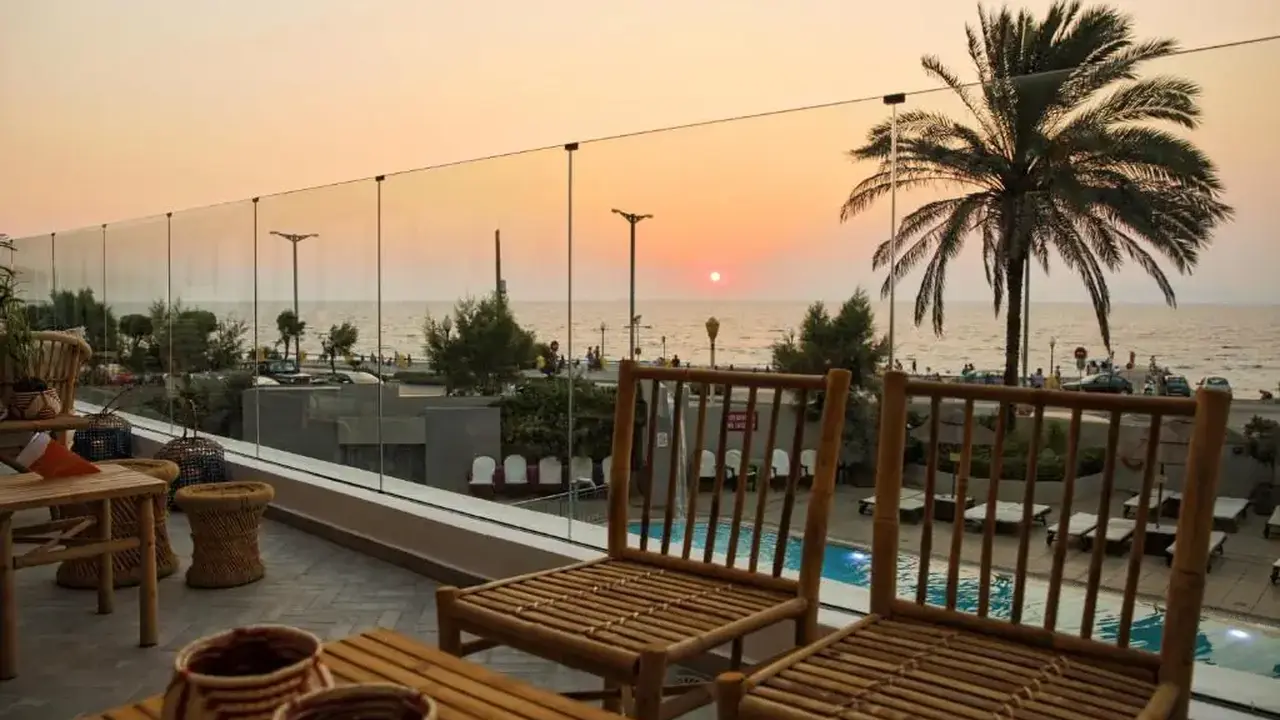 Blue Sky City Beach Hotel