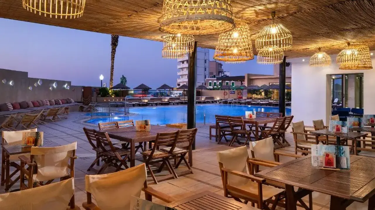 Blue Sky City Beach Hotel