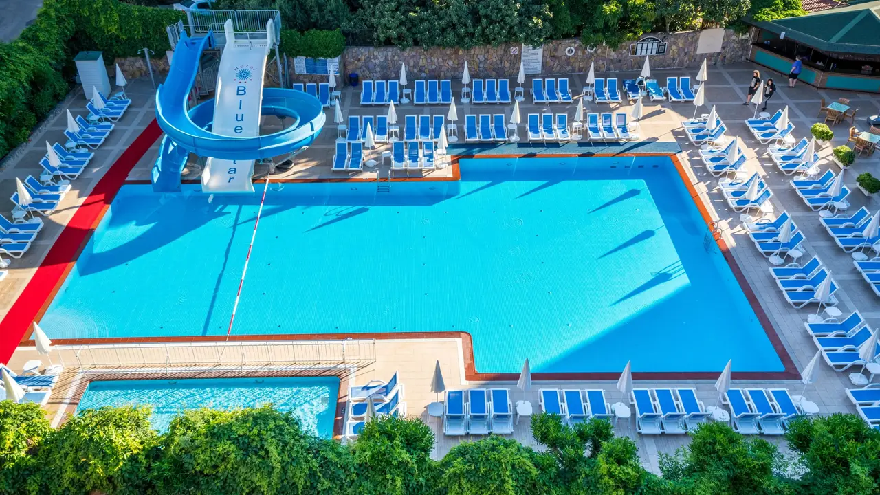 Blue Star Hotel