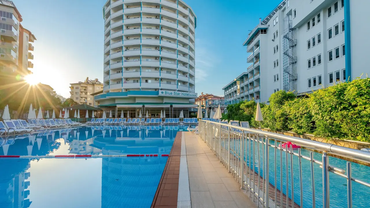 Blue Star Hotel