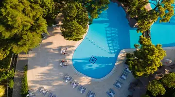 BLUE WATERS CLUB