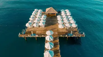 BLUE WATERS CLUB