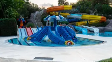 BLUE WATERS CLUB