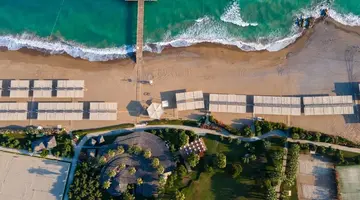 BLUE WATERS CLUB