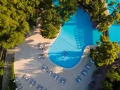 BLUE WATERS CLUB
