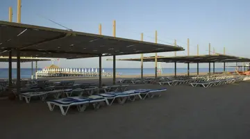 BLUE WATERS CLUB