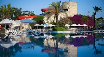 BLUE WATERS CLUB