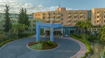 BLUE WATERS CLUB