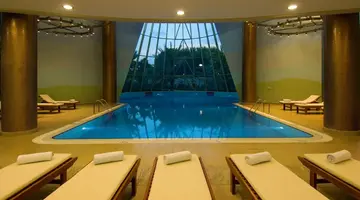 BLUE WATERS CLUB