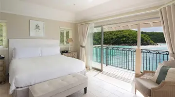 Blue Waters Resort and Spa 5