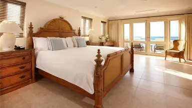 Blue Waters Resort and Spa 5