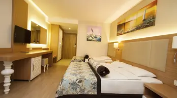 BLUE WAVE SUITE HOTEL