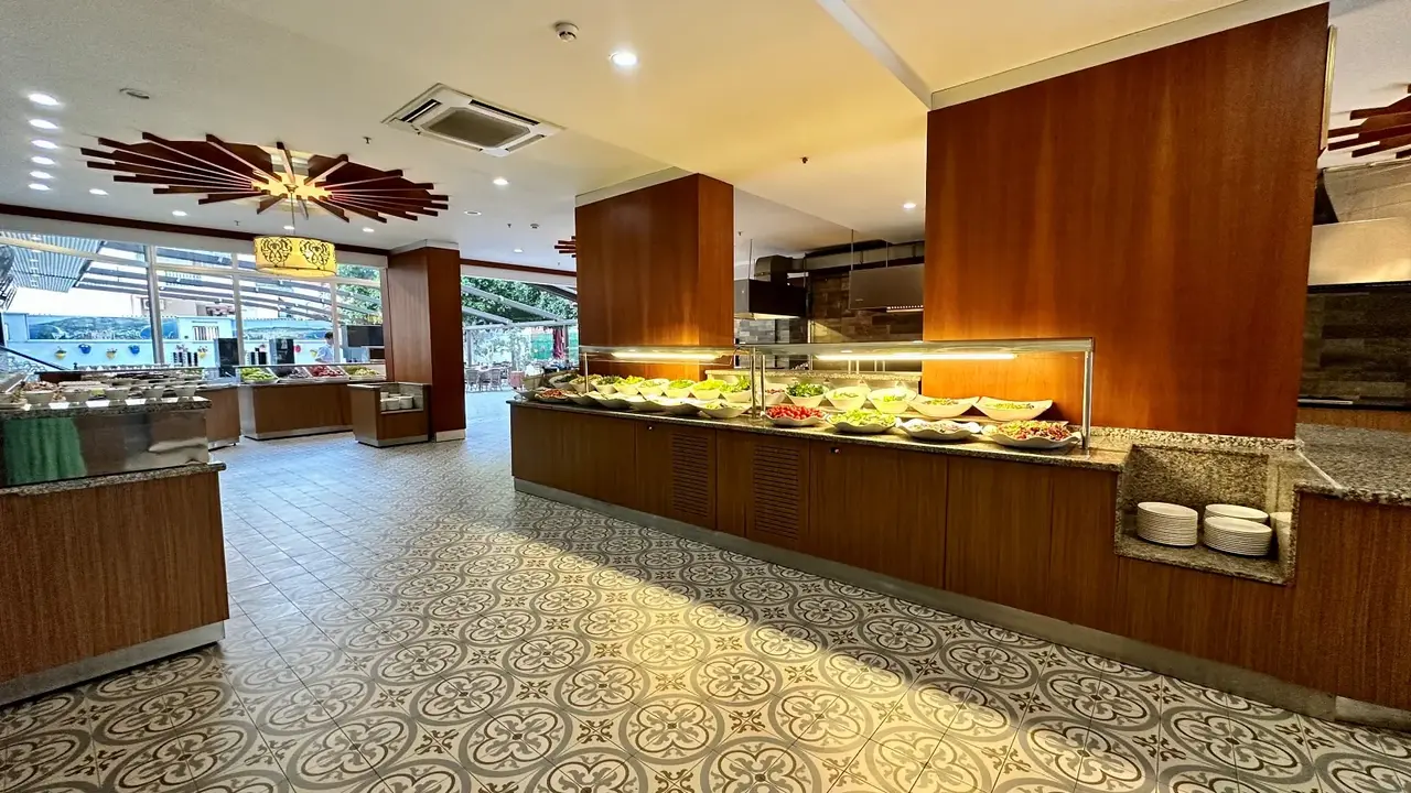 BLUE WAVE SUITE HOTEL