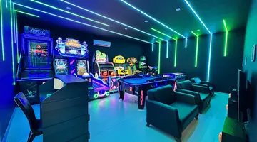 BLUE WAVE SUITE HOTEL