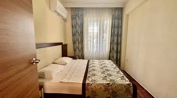 BLUE WAVE SUITE HOTEL