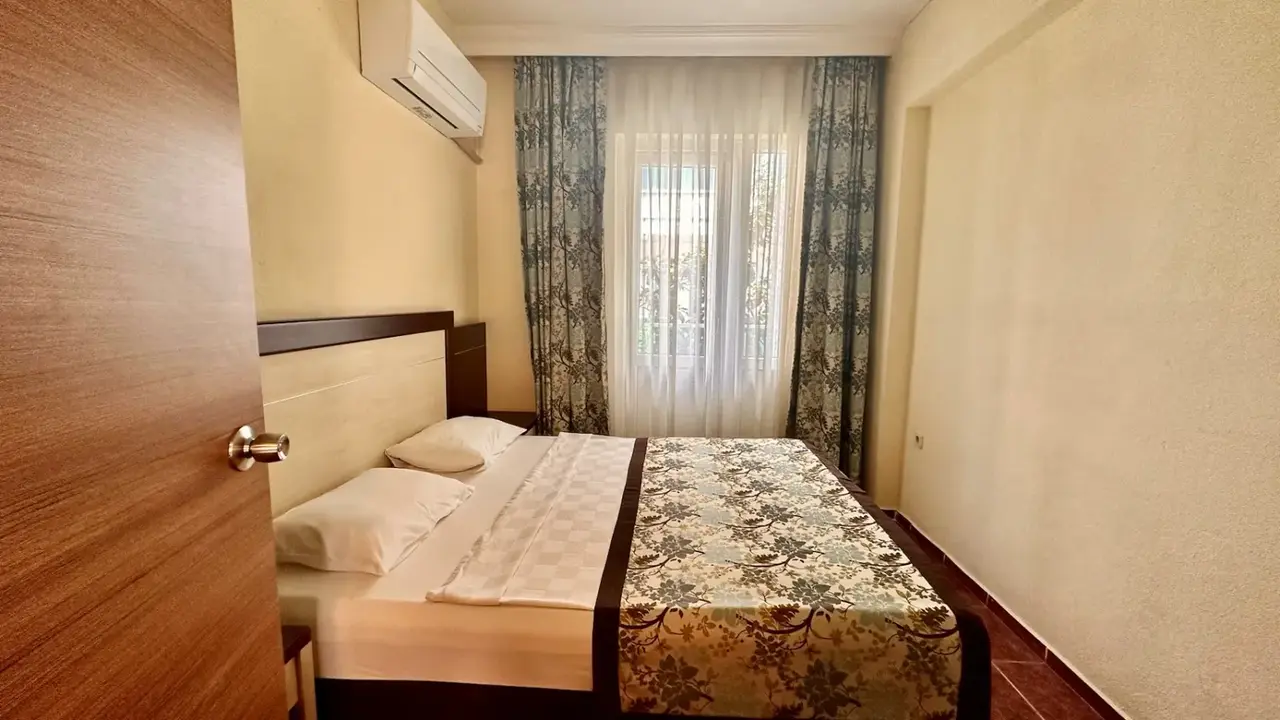 BLUE WAVE SUITE HOTEL