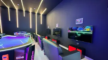 BLUE WAVE SUITE HOTEL